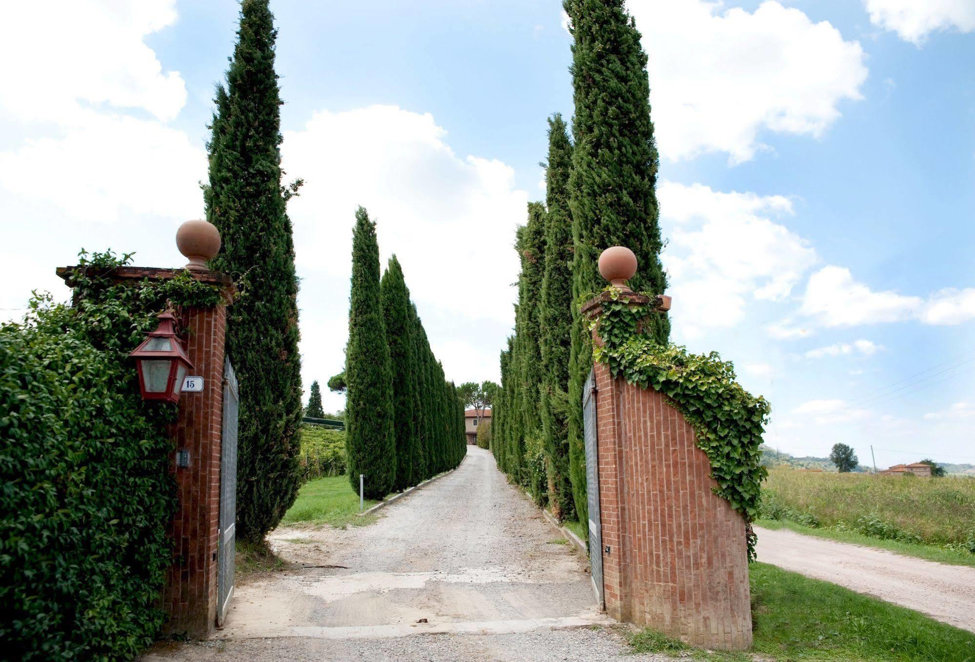Agriturismo Buon Riposo - Country Resort In The Heart Of Tuscany San Giovanni a Corazzano Buitenkant foto